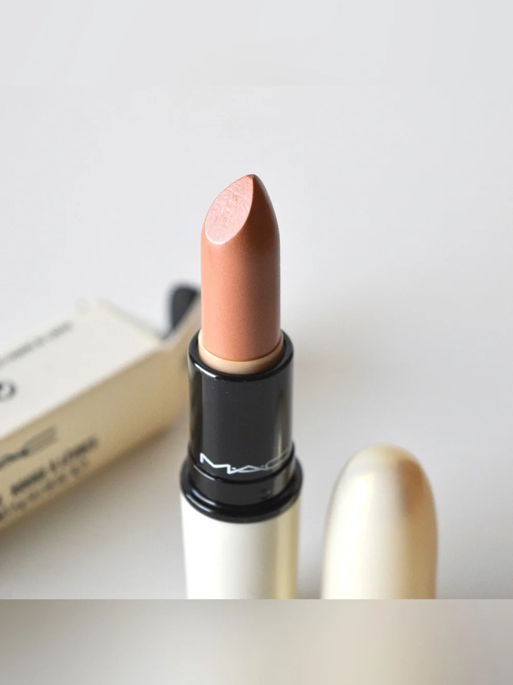 MAC Cosmetics Lipstick *HONEY MOON* Limited Edition Nude BNIB Extra Rare